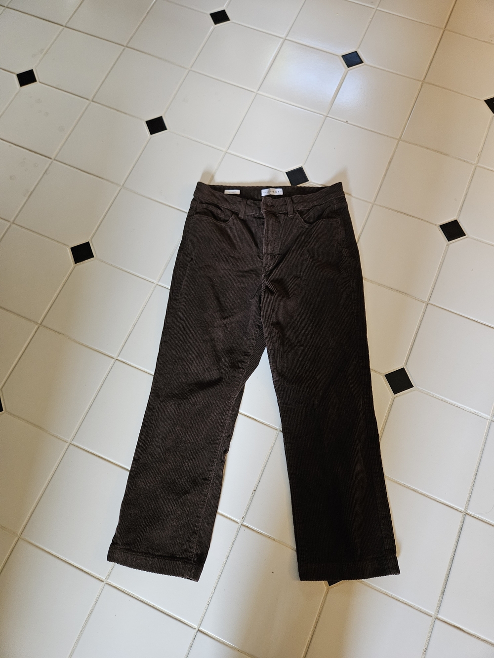 LOFT Straight-Leg Corduroy Pants in Dark Brown